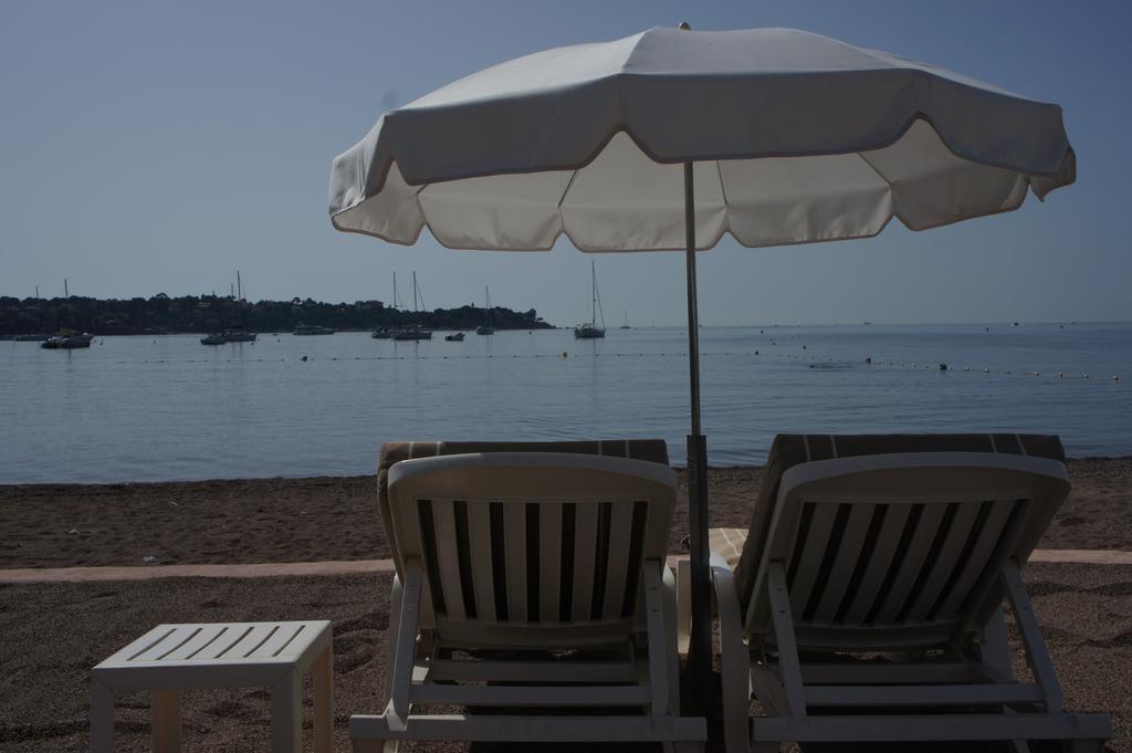 Agay Beach Hotel Saint-Raphaël 外观 照片