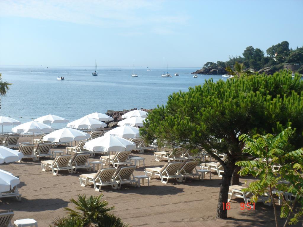 Agay Beach Hotel Saint-Raphaël 外观 照片