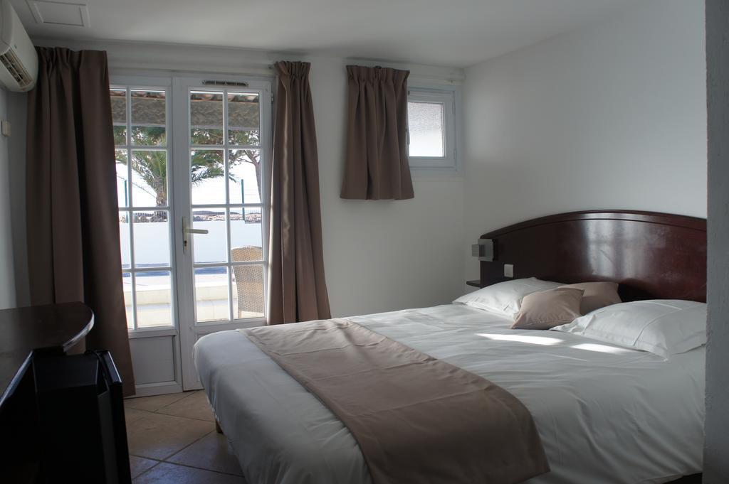 Agay Beach Hotel Saint-Raphaël 客房 照片